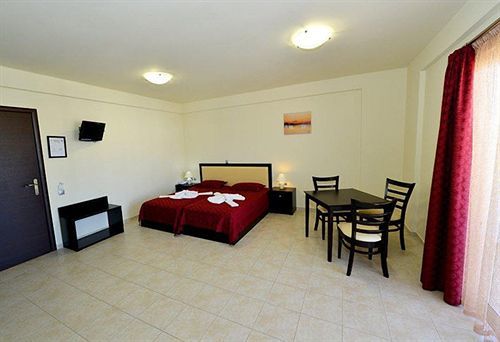 Hotel Golden Rose 3*